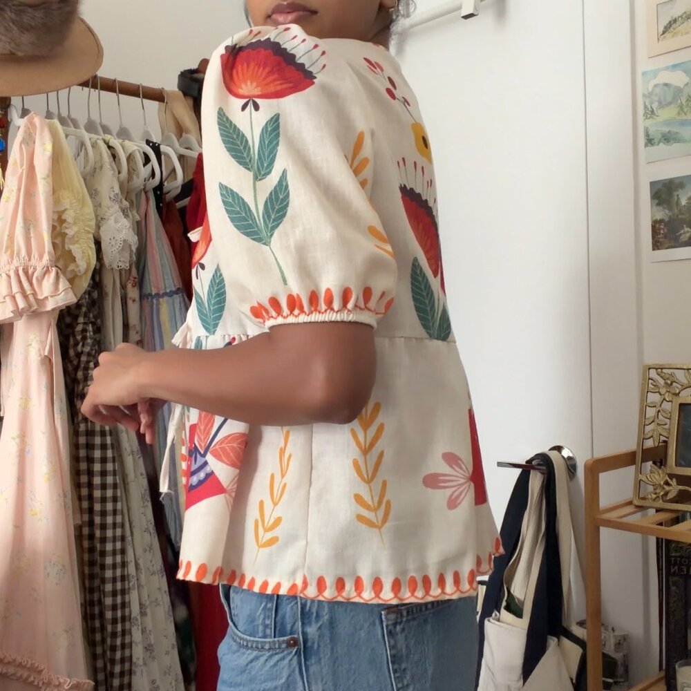 Linen Pattern Blouse - image 4